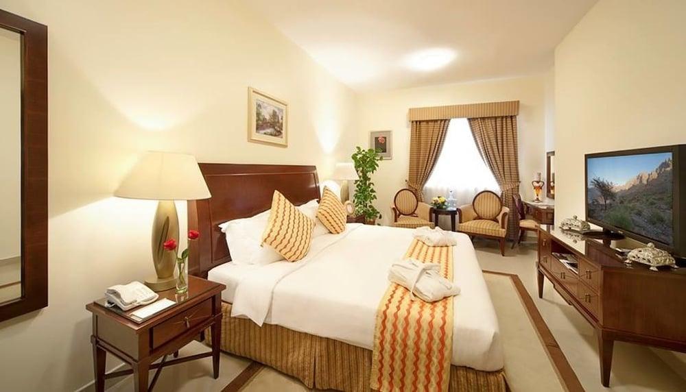 Clifton International Hotel 푸자이라 외부 사진
