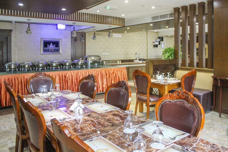 Clifton International Hotel 푸자이라 외부 사진